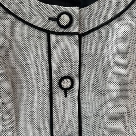 Semantiks Blazer with White & Black Accents Size 8 - Picture 7 of 9